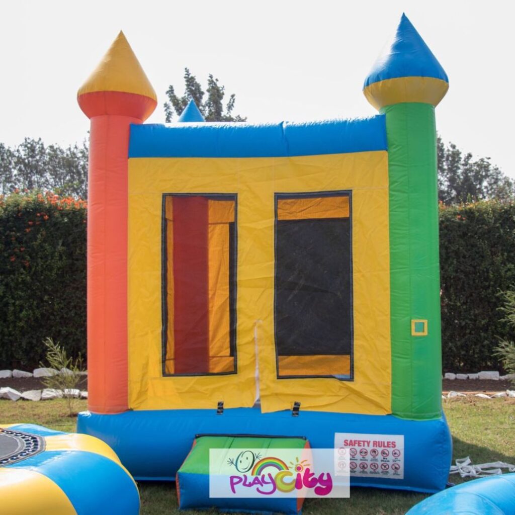 Bouncy Castle for hire (8)